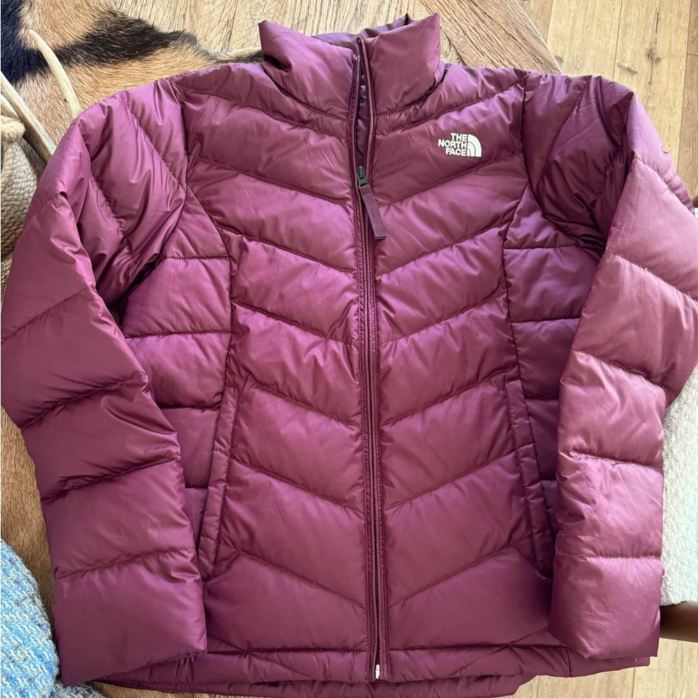 North Face women’s jacket size medium never worn